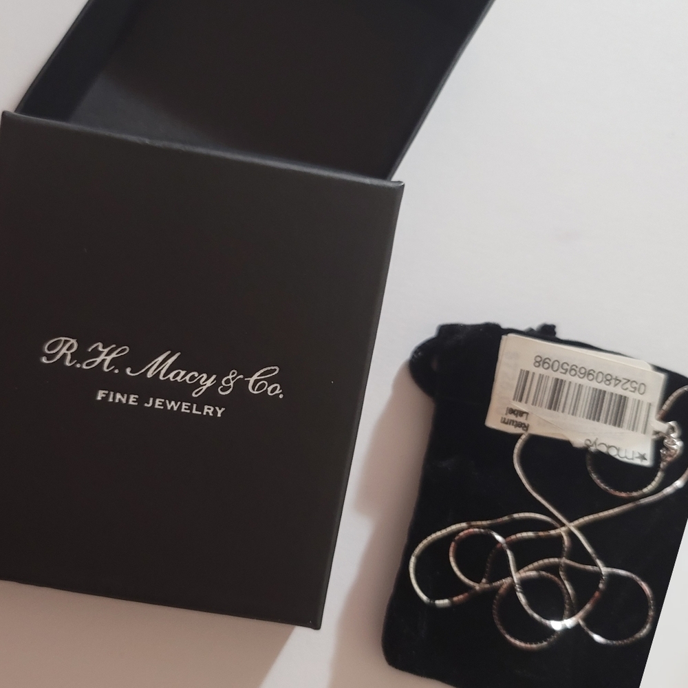 Rh Macy's and Co. 18" 14k solid white gold plain box chain fine jewelry